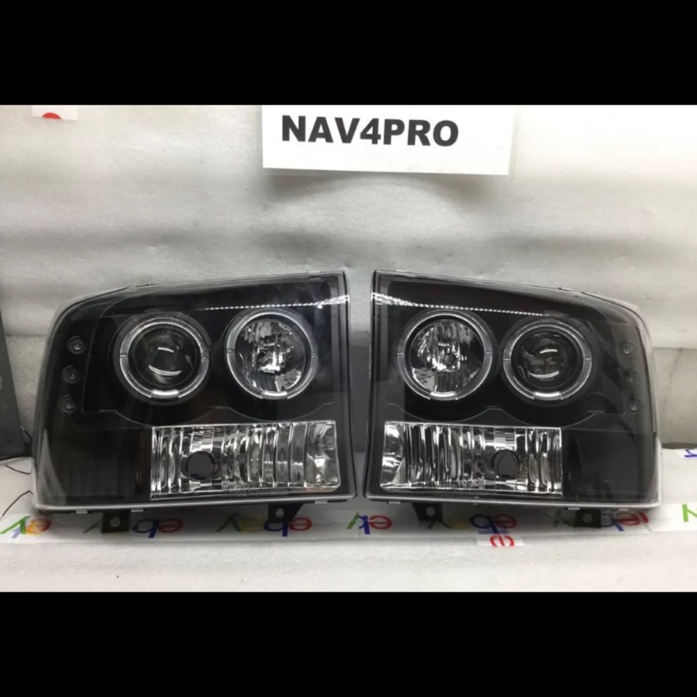 💎SOLD💎1999-2004 F250/F350 LED Halo Headlights
